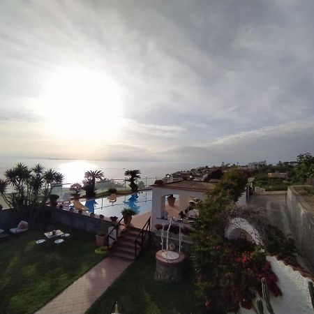 Villa Dimorra Sun And Relax Forio di Ischia Exterior foto